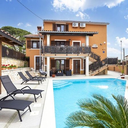 Villa Vita In Porec - Haus Fuer 6-8 Personen Kaštelir Eksteriør bilde